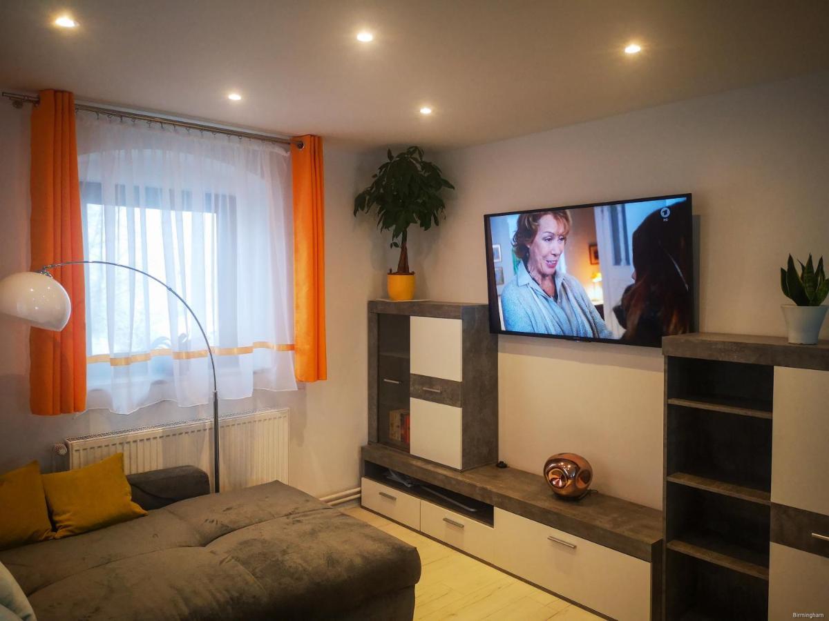 Ferien- Und Businesswohnung Relax Im Ersten Stock Sonnen Exterior foto