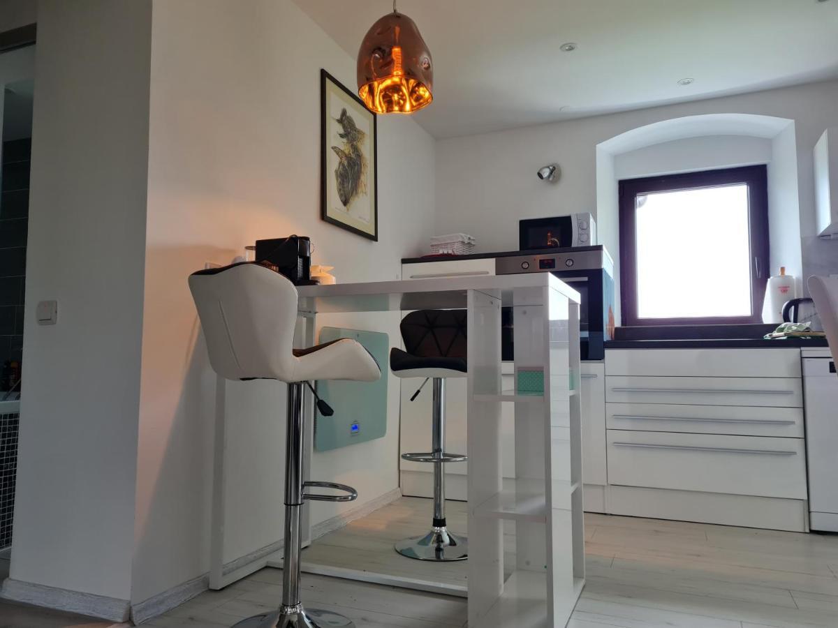 Ferien- Und Businesswohnung Relax Im Ersten Stock Sonnen Exterior foto