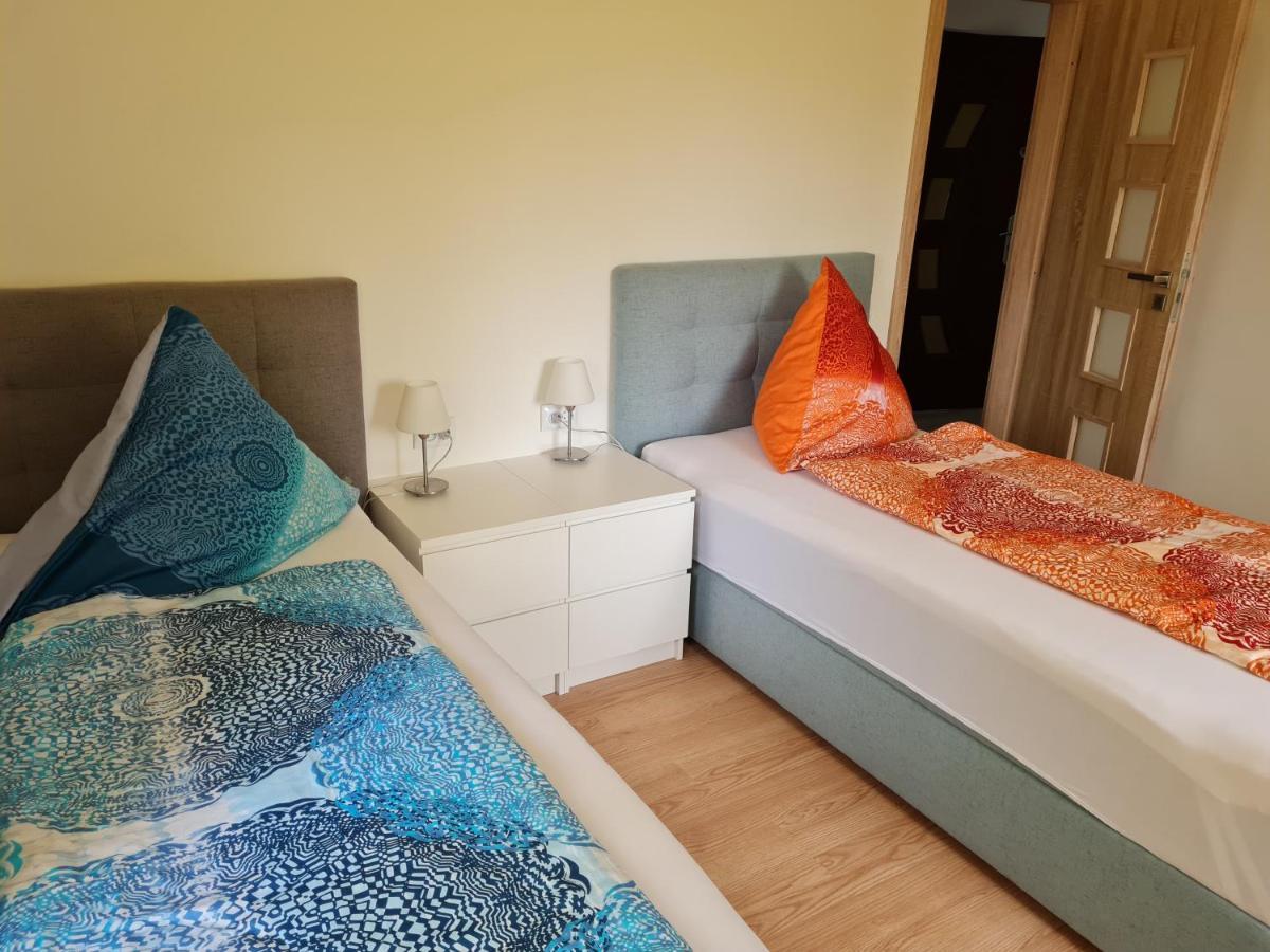 Ferien- Und Businesswohnung Relax Im Ersten Stock Sonnen Exterior foto