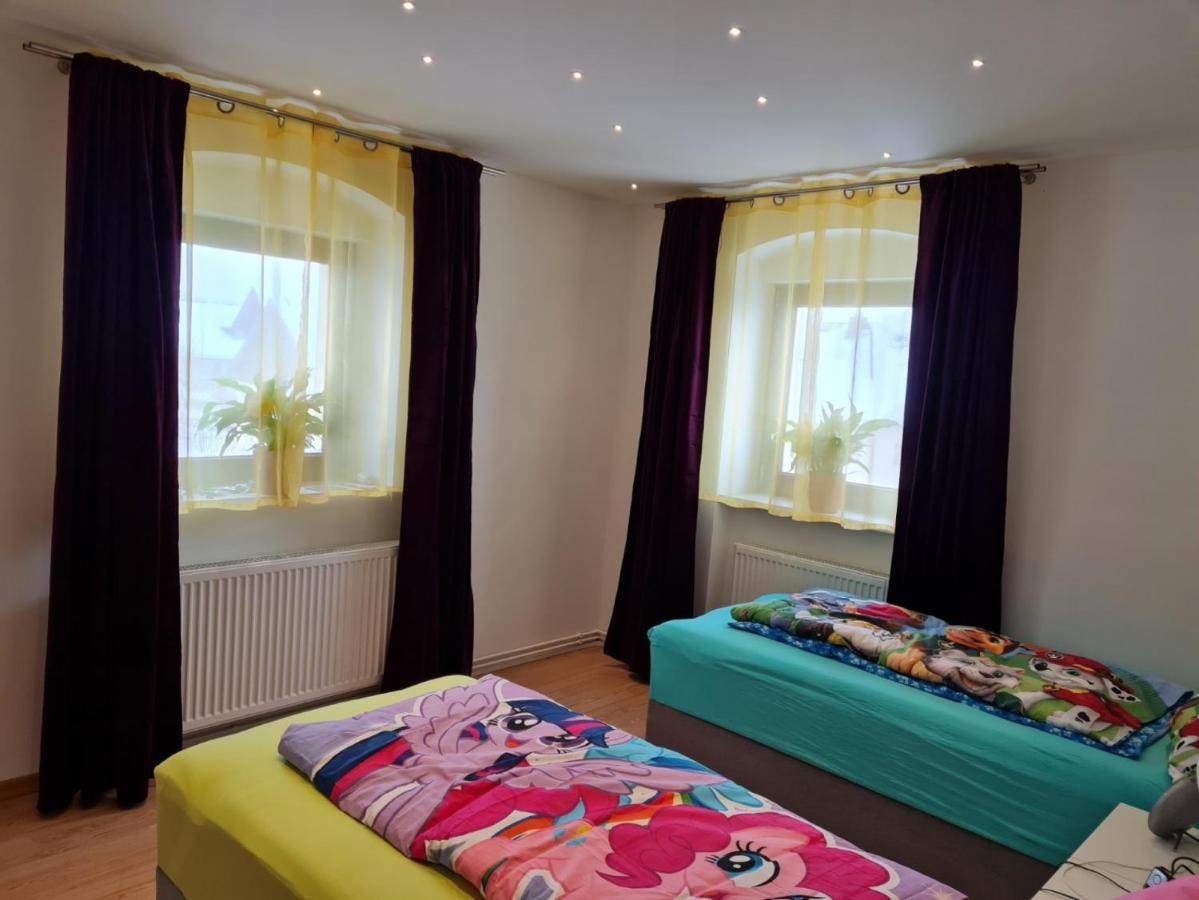 Ferien- Und Businesswohnung Relax Im Ersten Stock Sonnen Exterior foto