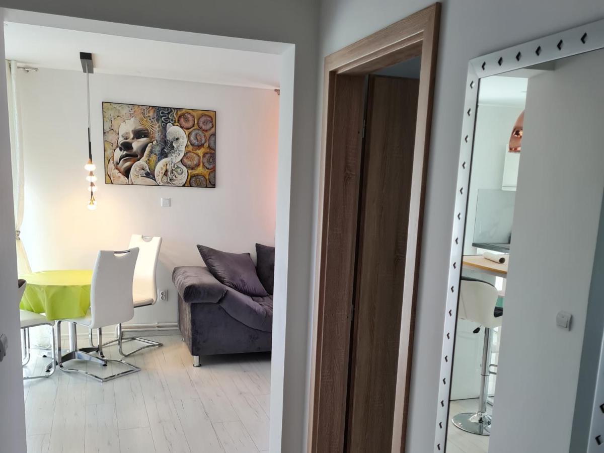 Ferien- Und Businesswohnung Relax Im Ersten Stock Sonnen Exterior foto